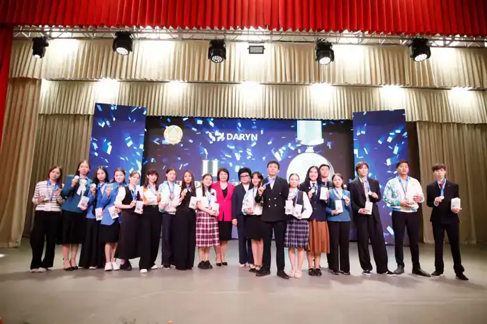 В Таразе завершился заключительный этап республиканской олимпиады по общественно гуманитарным предметам среди учащихся 10-11 (12) классов (10)