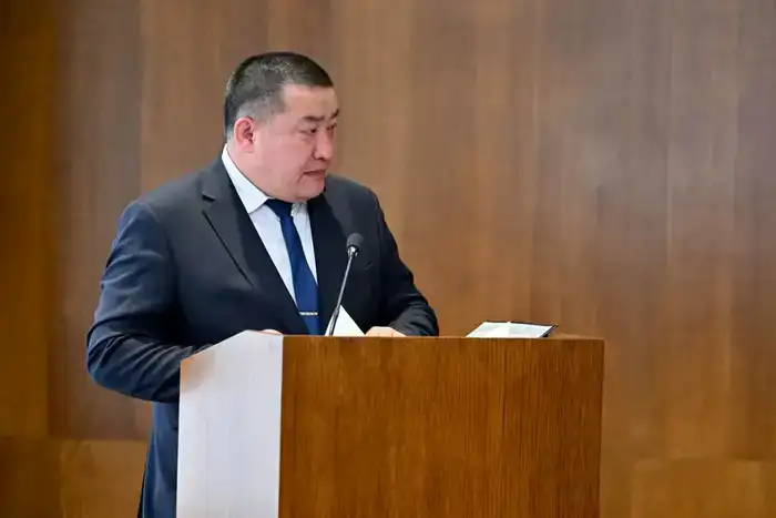 Аким области: вопросы чистоты и порядка на объектах торговли будут на постоянном контроле (7)