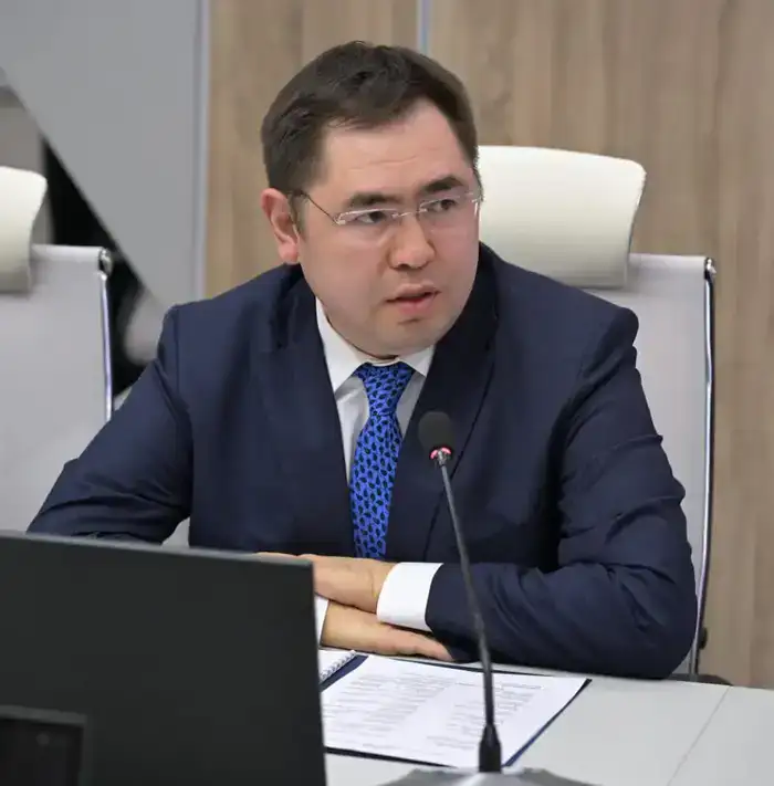 В акимате области на очередном заседании Регионального инвестиционного штаба рассмотрели приоритетные проекты, направленные на диверсификацию экономики (6)