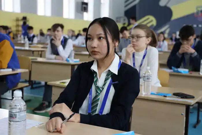 Заключительный этап республиканской олимпиады по общественно-гуманитарным предметам в Шымкенте: участие школьников со всех регионов страны