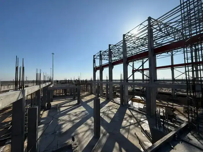 ТУРКЕСТАН: В АРЫСИ АКТИВНО СТРОИТСЯ ЦЕНТР ОБСЛУЖИВАНИЯ ЭЛЕКТРОВОЗОВ (6)