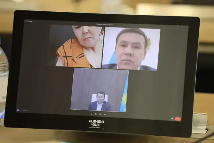 Асхат Шахаров выслушал проблемы граждан (5)