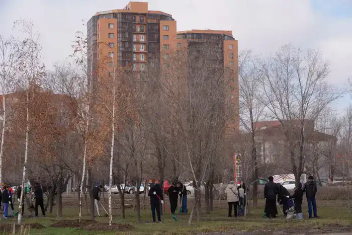 Экоакция в Астане: 30 тысяч участников и 100 тонн мусора, как шаг к улучшению городской экологии
