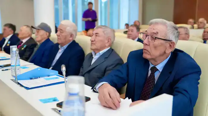 В ВКО прошла IX отчетно-выборная конференция ветеранской организации (9)