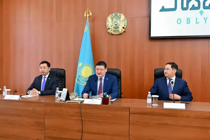 Аким области представил нового акима Бескарагайского района (3)