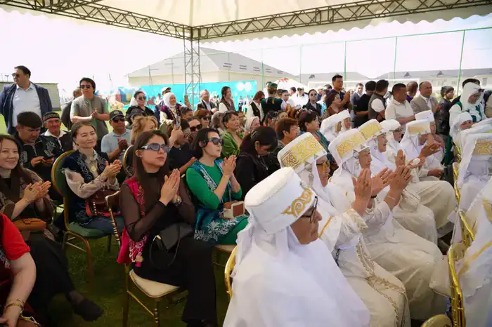 ТОО “ОҢТҮСТІК ЖАРЫҚ ТРАНЗИТ” ОТМЕТИЛО НАУРЫЗ В ТУРКЕСТАНЕ (5)