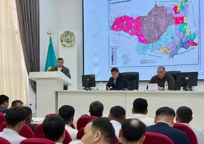 ТҮРКІСТАН: КЕЛЕСТЕ ШЕГІРТКЕ МЕН ЗИЯНКЕСТЕРМЕН КҮРЕС ЖӨНІНДЕГІ ШТАБ ОТЫРЫСЫ ӨТТІ (3)