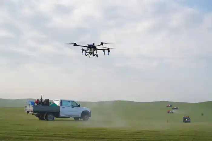 Туркестанская область против нашествия саранчи