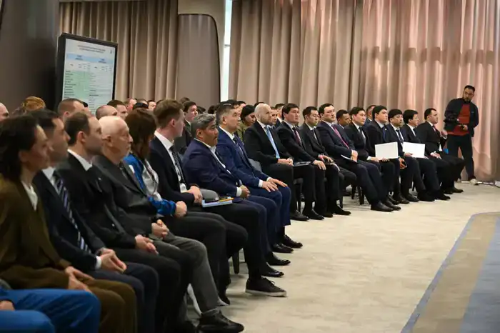 Порядка 500 спортсменов примут участие в летних Азиатских играх 2026 года - Ербол Мырзабосынов провел рабочее совещание (7)