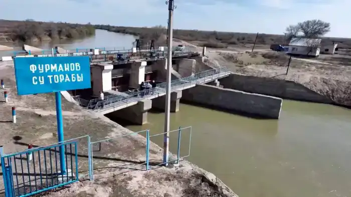 Сброс почти 1 миллиарда кубометров воды из Тасоткельского водохранилища начат в Созакском районе для поддержки экосистемы