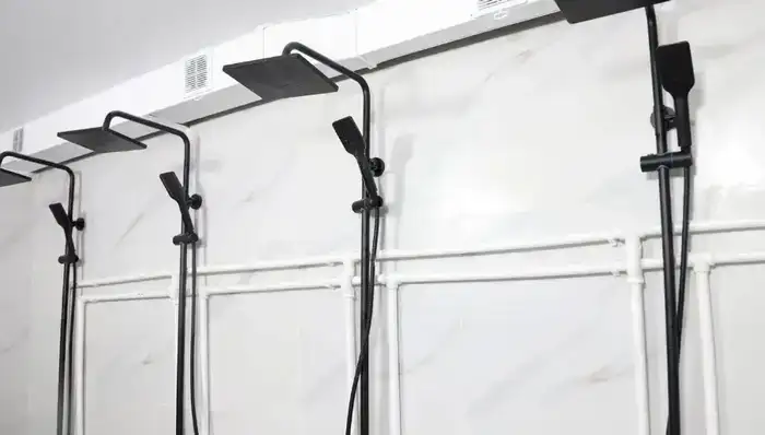 Новая глава в жизни «Востока»: стадион готовят к Премьер-лиге (4)