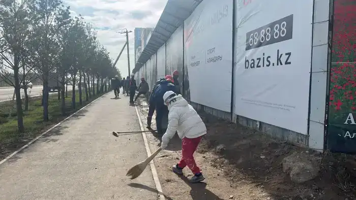 Успешный субботник в Астане: более 45 тонн мусора вывезено благодаря совместным усилиям горожан и техники