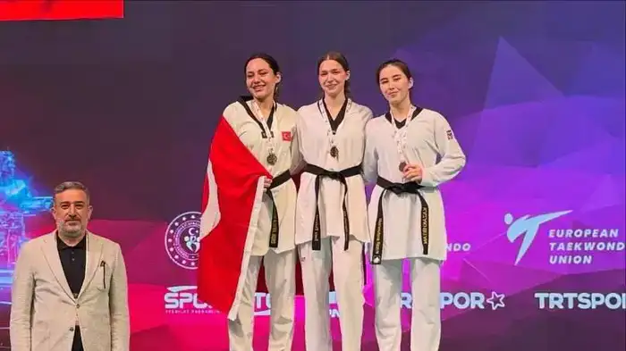 Kazakhstan Taekwondo Athletes Secure 5 Medals at Türkiye Open