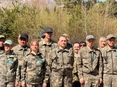 Субботник в Риддере высадка деревьев экологическая акция Таза Қазақстан