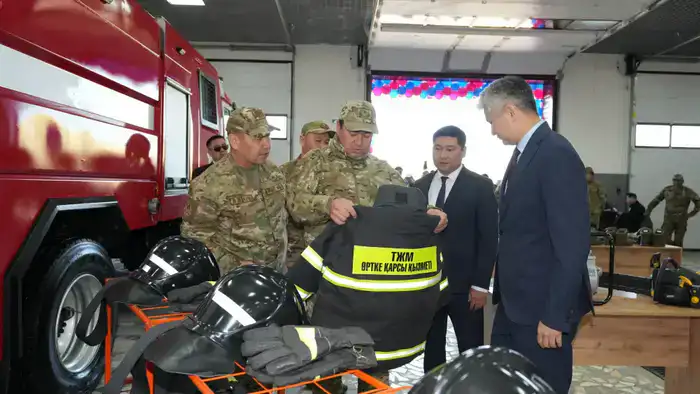 Впервые в истории независимости в посёлке Жайрем открыто универсальное спасательное подразделение (3)