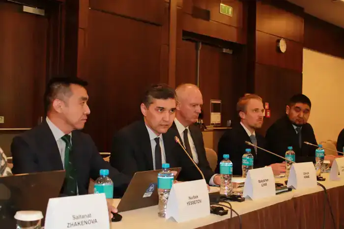 В Астане состоялся круглый стол по вопросам развития водородной энергетики Казахстана (3)