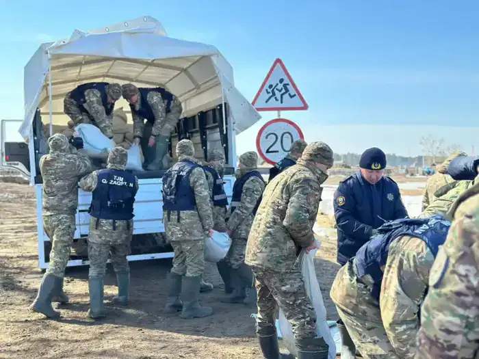 МЧС Казахстана предотвращение паводков военные мероприятия