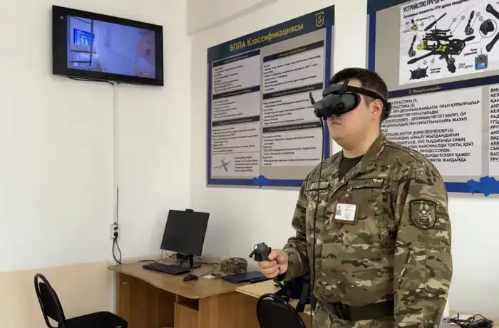 В Карагандинском вузе готовят операторов БПЛА: на военной кафедре открыто новое направление подготовки (2)