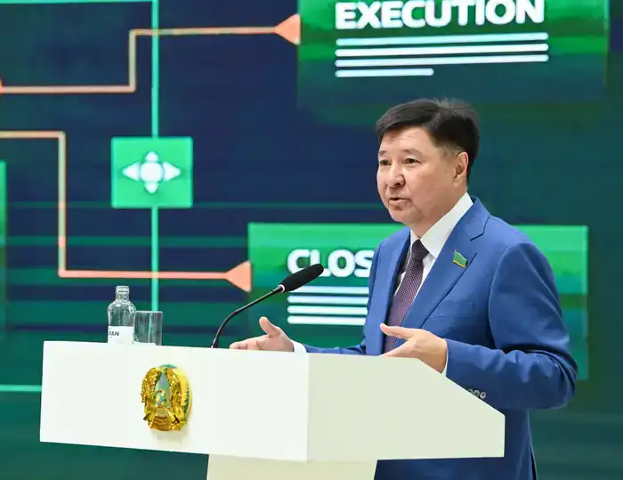 Проведена встреча с молодыми госслужащими (8)