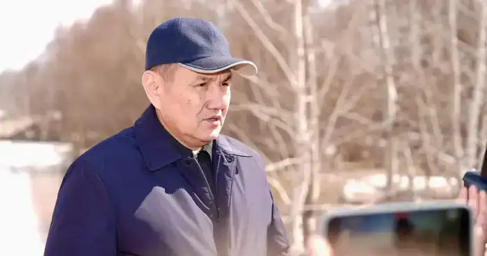 В районе Улкен Нарын реализуются проекты по благоустройству турцентра и строительству бассейна (4)