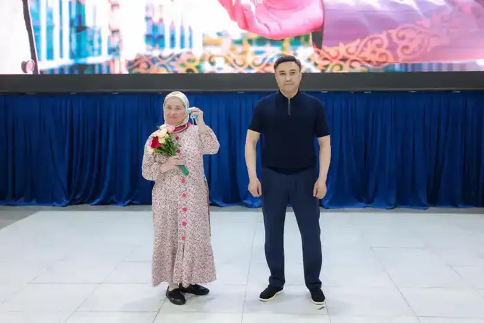 ЕЩЁ 30 СЕМЕЙ В ШЫМКЕНТЕ ПОЛУЧИЛИ АРЕНДНОЕ ЖИЛЬЁ (3)