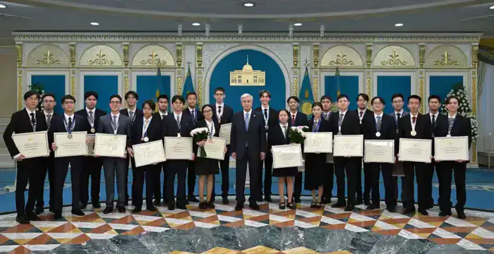 Золотой медалист математики: казахстанский школьник покорил олимпиаду и MIT