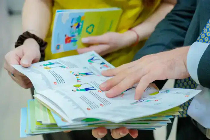 В Астане стартовала акция «Таза Қазақстан»: предпринимателям выдали чек-листы по соблюдению чистоты