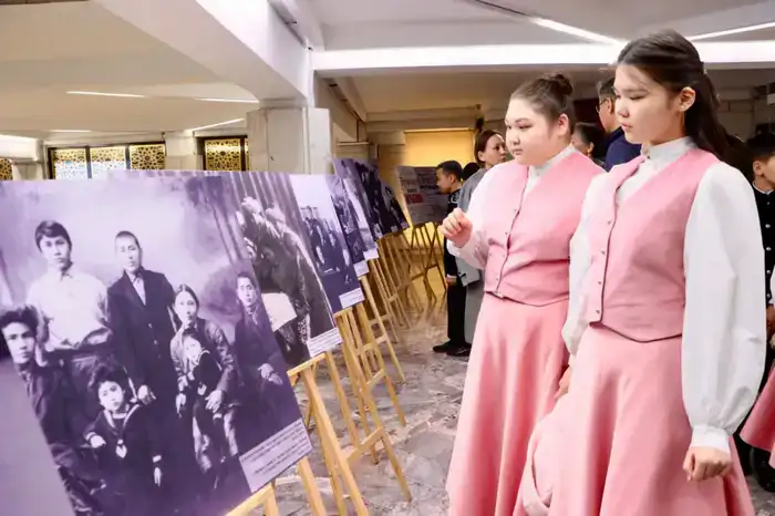 В Национальном центральном музее открылась выставка «Ахмет Жұбанов: Дәуір үні» (6)