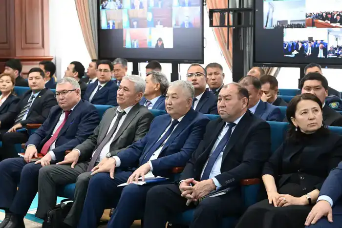 Рассмотрен вопрос развития инноваций (4)