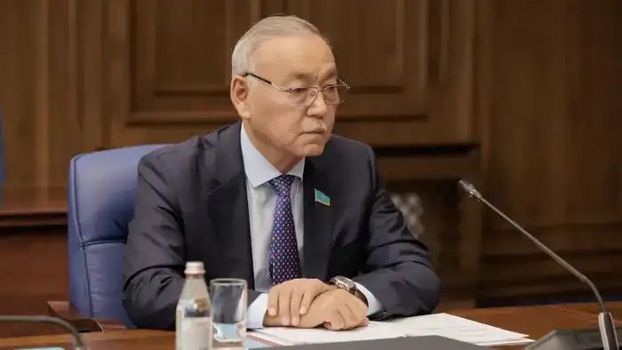 Ежегодное заседание Комиссии по мониторингу за расходованием средств из Нацфонда прошло в ВАП РК (3)