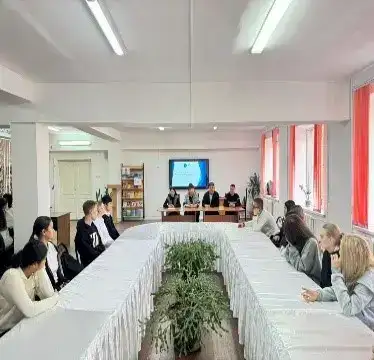 «Прямой диалог с молодежью: в городах Талгар и Каскелен прошли профилактические встречи для молодежи» (8)