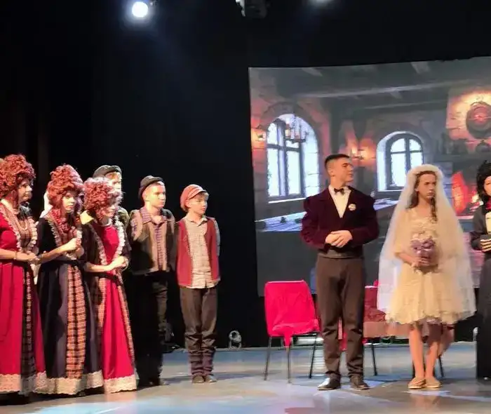 «Обыкновенное чудо»: школьники из Караганды завоевали Гран-при на Международном фестивале детских театров (3)