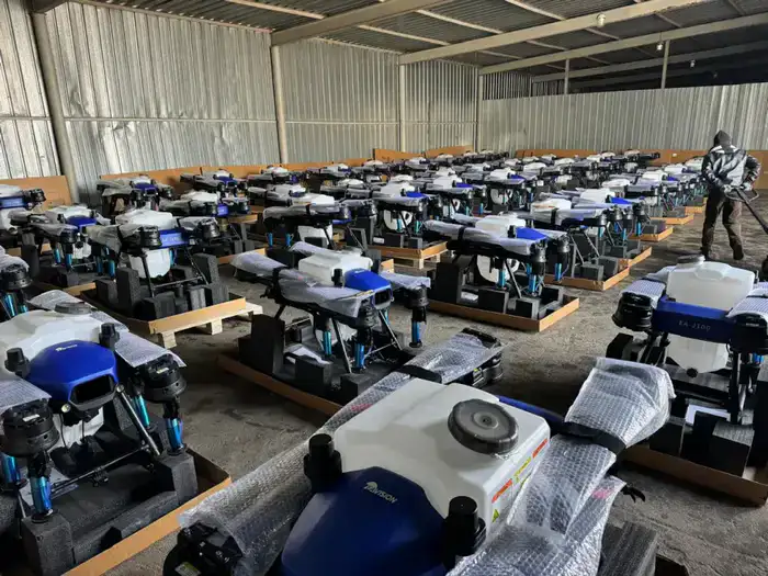 Использование агродронов в борьбе с саранчовыми: повышение эффективности защиты сельского хозяйства