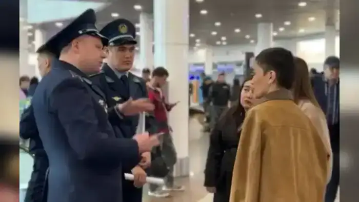 Шутка о 'бомбе' в аэропорту: как слова могут привести к серьезным последствиям