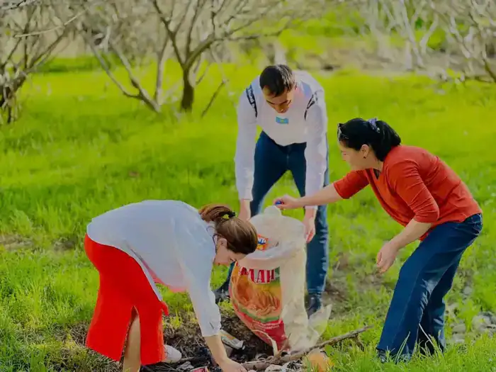 Экологическая неделя в Шарбулаке участие молодежи в уборке территорий