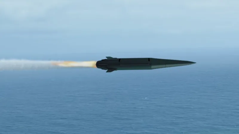 США готовят переброску гиперзвуковых ракет Dark Eagle на Ближний Восток в ответ на угрозы со стороны Ирана, сообщает агентство Bloomberg.