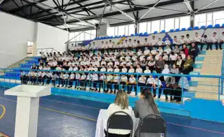 Актау: подростки обсуждают противостояние наркотикам и буллингу на встрече