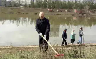 Спортсмены Астаны: в едином порыве за чистоту набережной Президентского парка