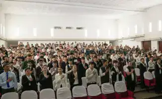 Корни патриотизма: военнослужащие Минобороны в Жанакоргане встречаются с молодым поколением и сажают деревья