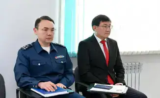 Аким области провел личный прием граждан в Центре приема