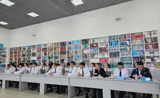 Судья Конституционного Суда: Условно-досрочное освобождение под микроскопом