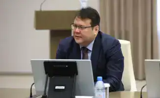 Сотрудничество на службе: Вместе к новым вершинам государственной службы