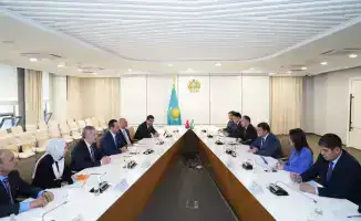 Турецкая делегация встретилась с Кушеровым в Туркестане