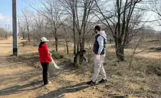 Чистота как нить: 40 тысяч актюбинцев сплели ковёр чистоты в родном городе