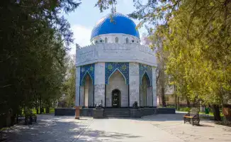 В маленьком селе Жамбыл высадили 180 деревьев в честь 180-летия поэта