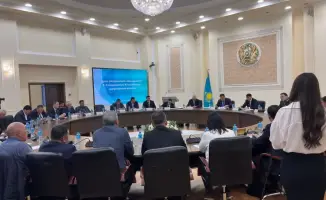 Вице-министр Ербол Тасжуреков обсудил с аграриями Жетісу меры поддержки и развитие агропромышленного комплекса