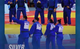 Сборная Казахстана серебряный призёр чемпионата Азии по дзюдо в командных соревнованиях