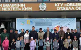 Международная акция по озеленению в Туркестане: родители и ученики высаживают деревья в рамках экологической инициативы