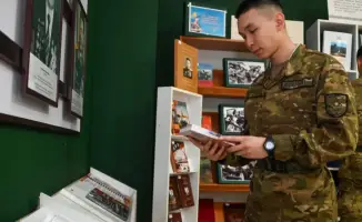 Служба и книги: пять томов к военному долгу!