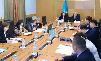 Свет надежды: Карагандинская область борется с детскими суицидами